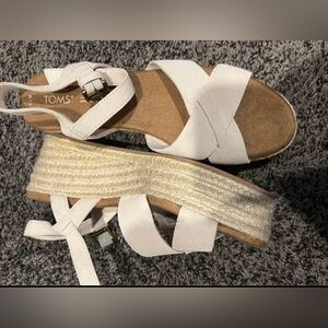 Light Pink TOMS sandals size 7.5